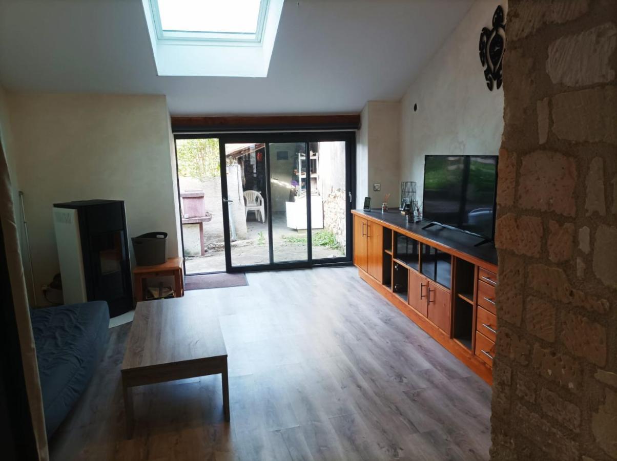 Agreable Maison De Ville Tout Confort Loudun Kültér fotó